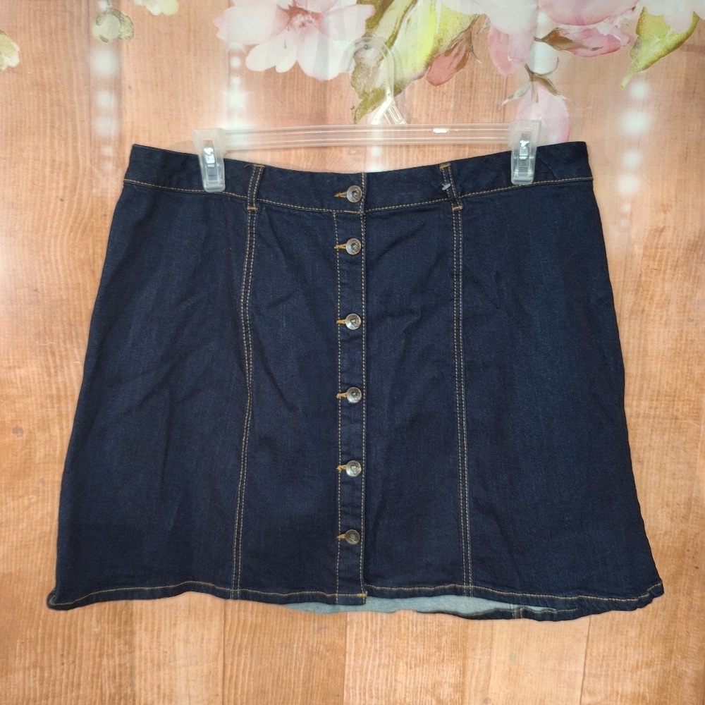 Denim skirt size 18W